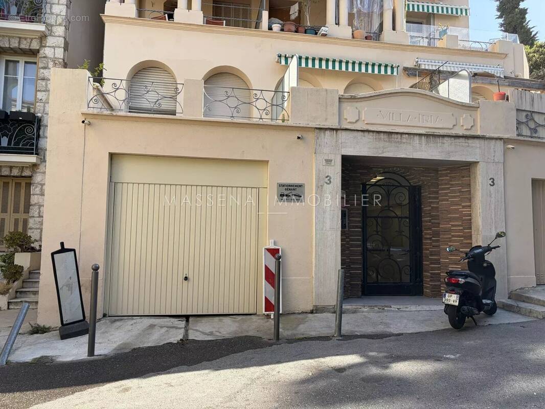 Parking à NICE