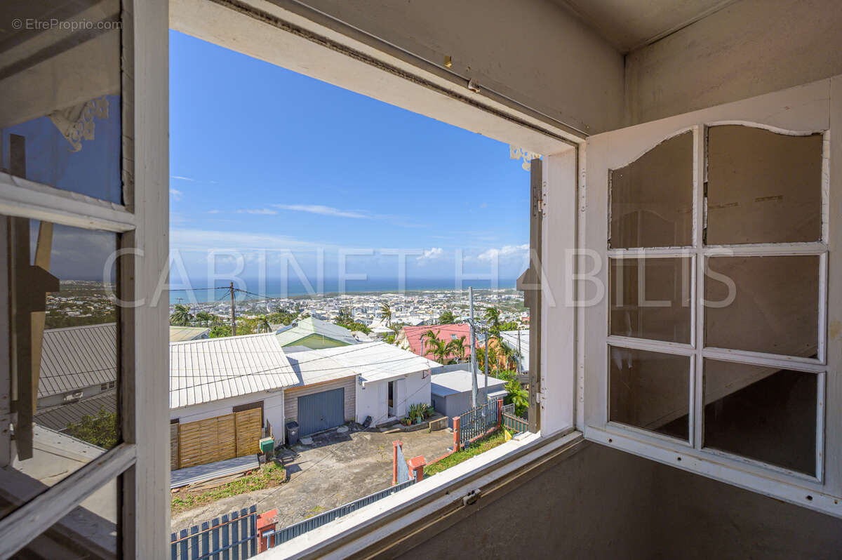 Maison à SAINT-DENIS