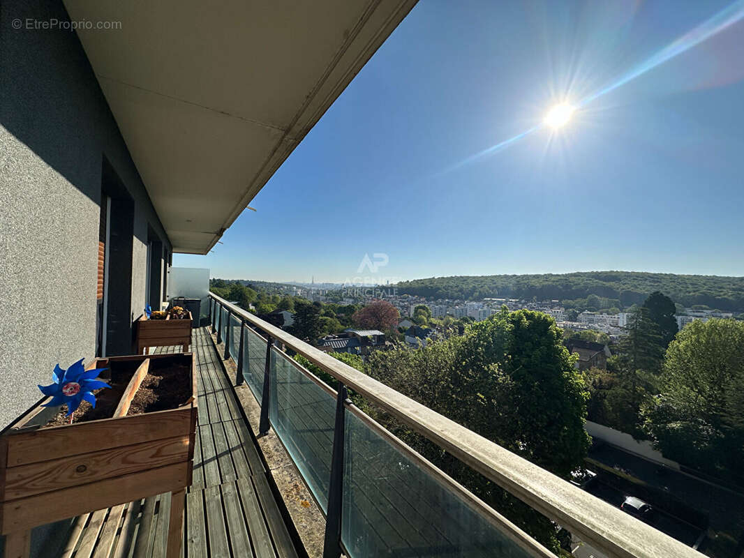 Appartement à CHAVILLE