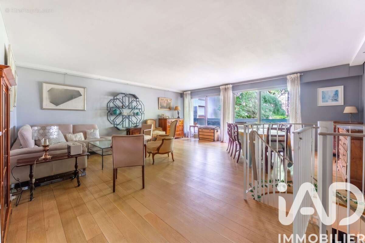 Photo 3 - Appartement à NEUILLY-SUR-SEINE