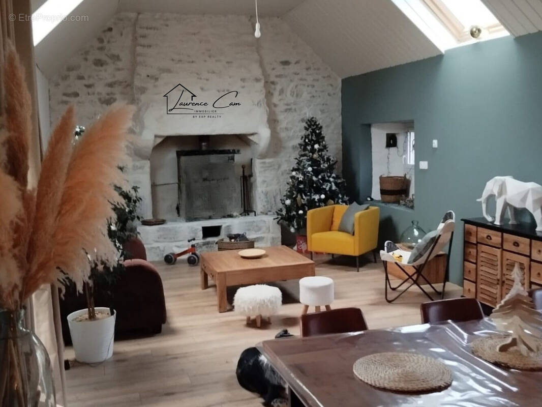 Maison à PLOUGUERNEAU