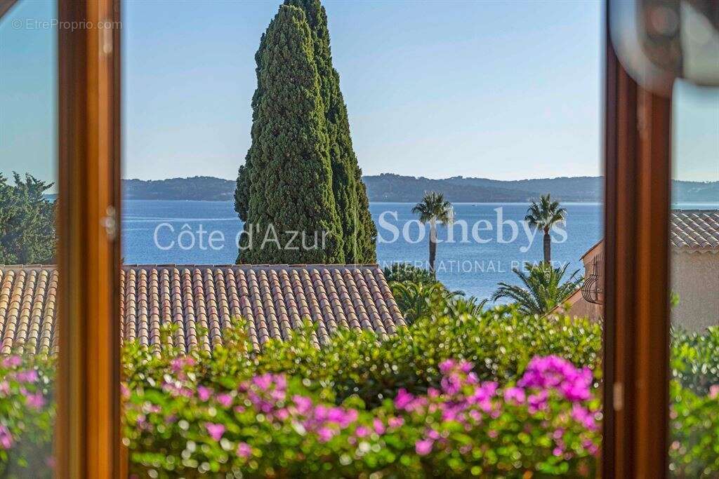 Villa Art Déco rénovée avec vue mer, à 300 m des plages, Sainte-Maxime, Golfe de Saint-Tropez - photo 2