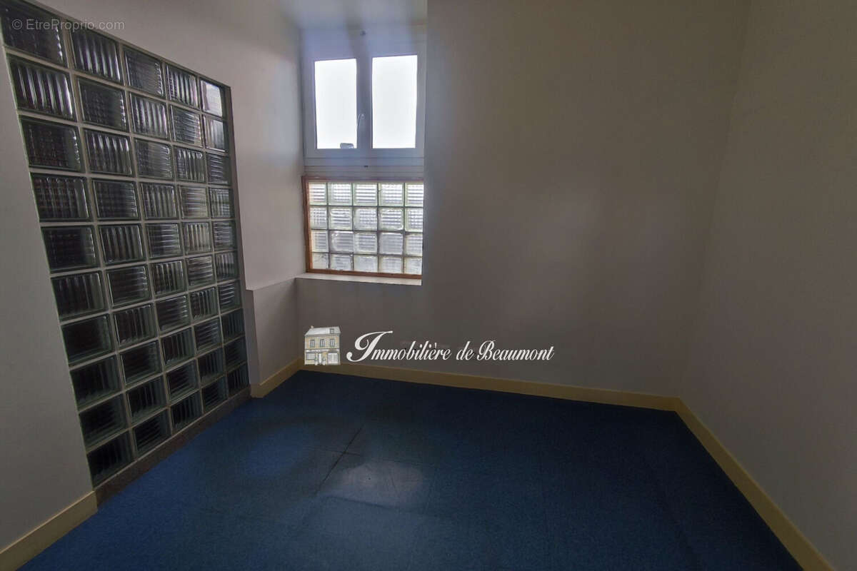 Maison 220 m² à Brionne  - photo 4