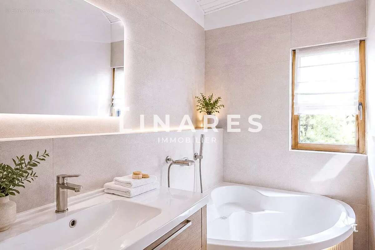 Maison à MARSEILLE-11E