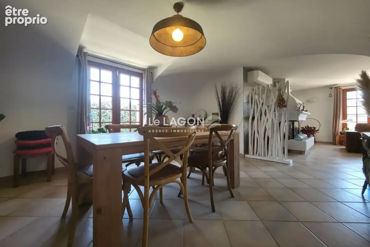 Maison 147 m² à Saint-Cyprien  - photo 6