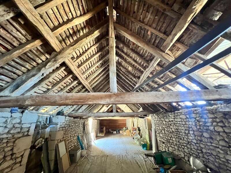 Maison à SAINT-SAUVEUR