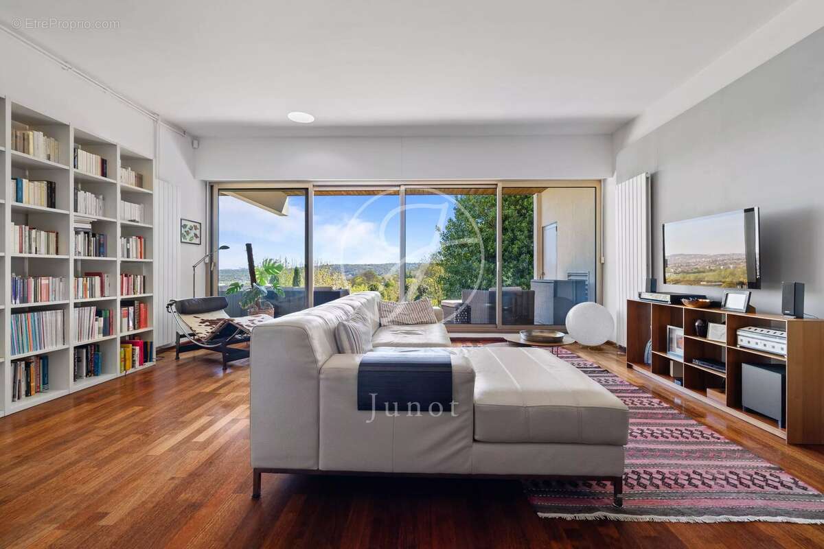 Maison à MARLY-LE-ROI