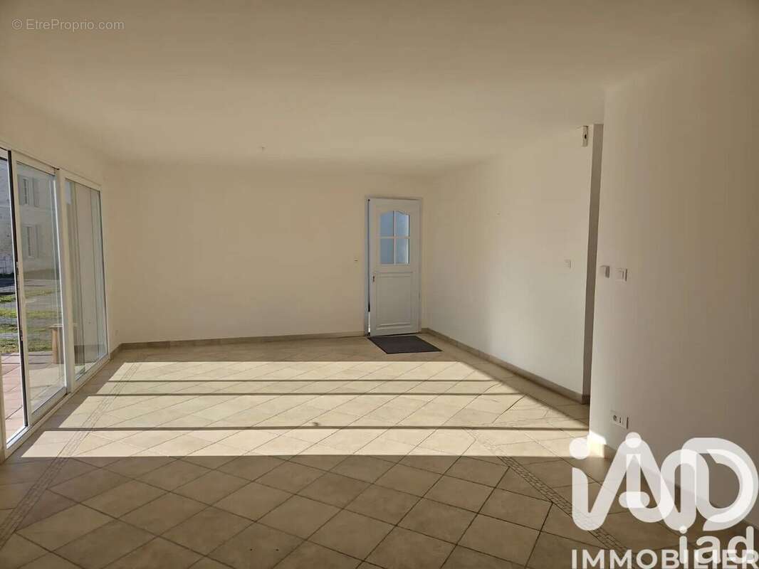 Photo 4 - Maison à BREUIL-MAGNE