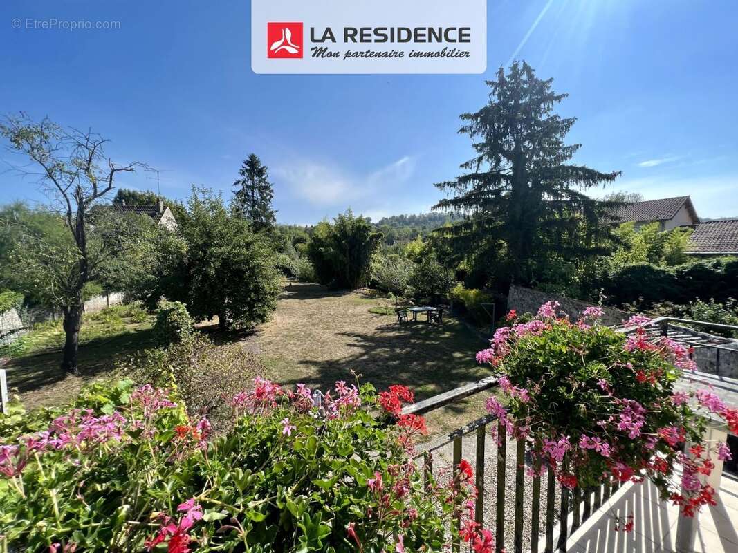 Maison à AULNAY-SUR-MAULDRE