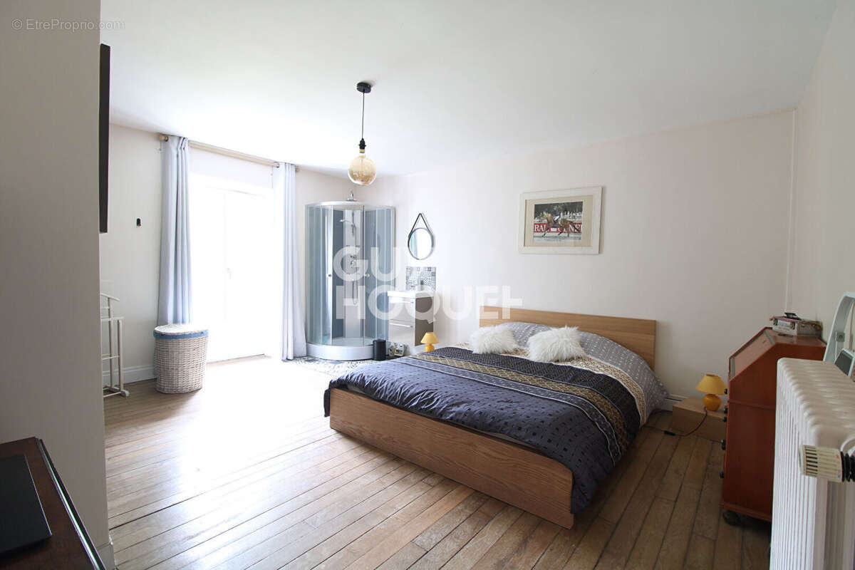 Maison à BRIE-COMTE-ROBERT