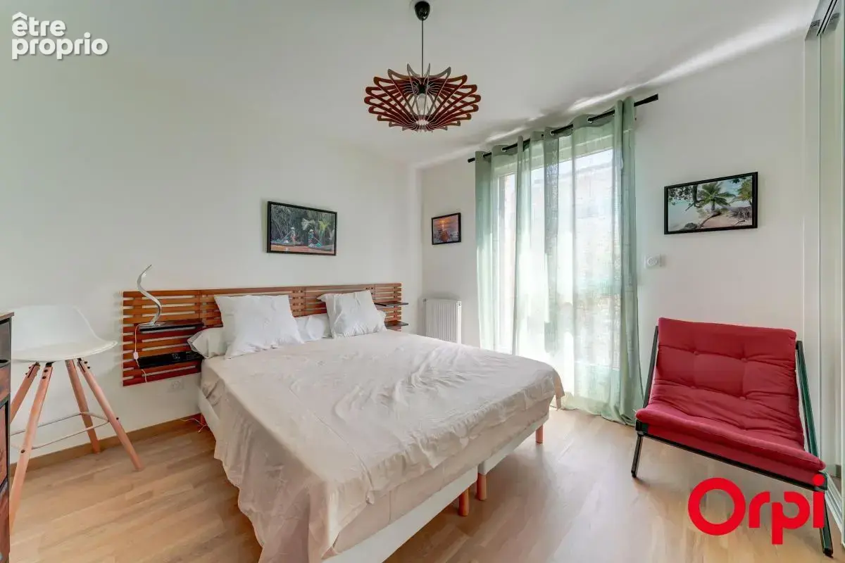 Appartement T2 de 40 m2 avec balcon et garage  À Vendre - photo 11