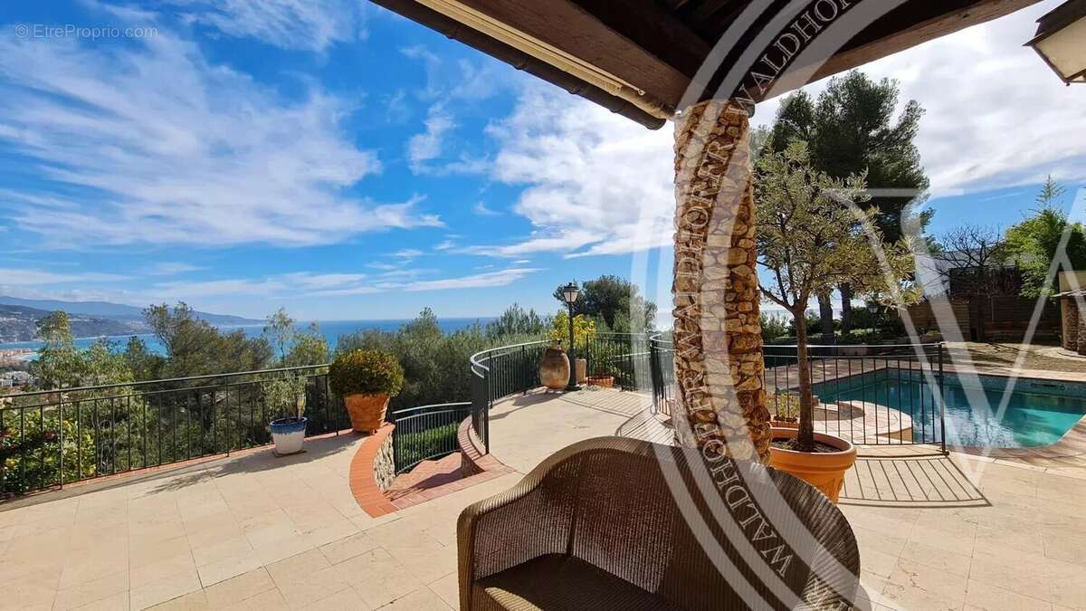 Maison à ROQUEBRUNE-CAP-MARTIN