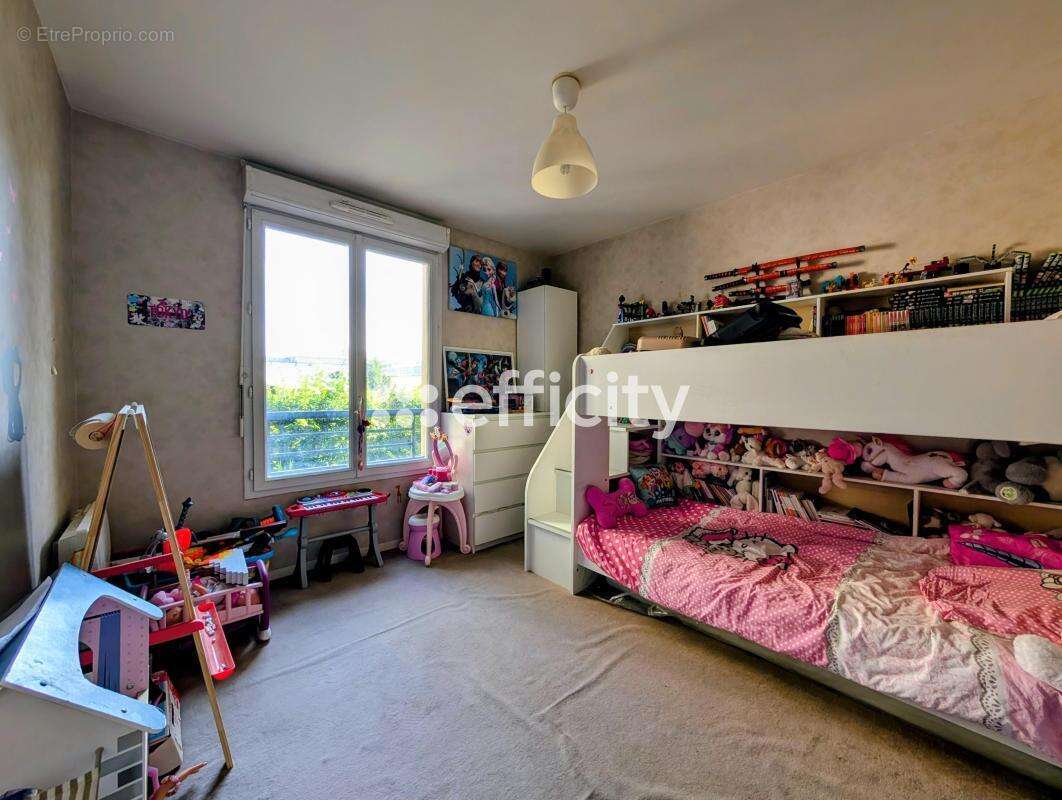 Appartement 66 m² à Epinay-Sur-Seine  - photo 14