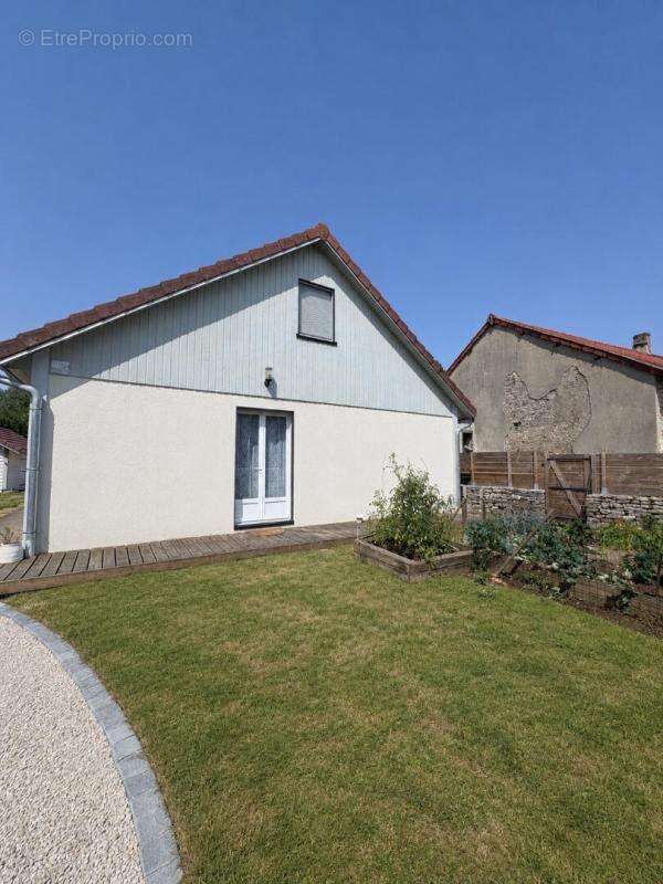 Belle maison d'environ 138m2 sur Briod - photo 5