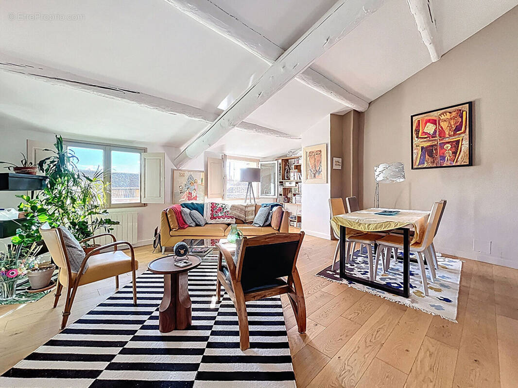 Appartement à AIX-EN-PROVENCE