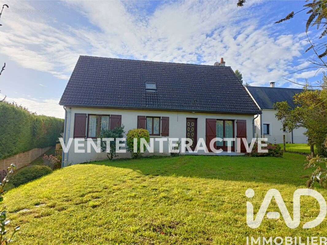 Photo 1 - Maison à SAINT-MARTIN-DES-BOIS