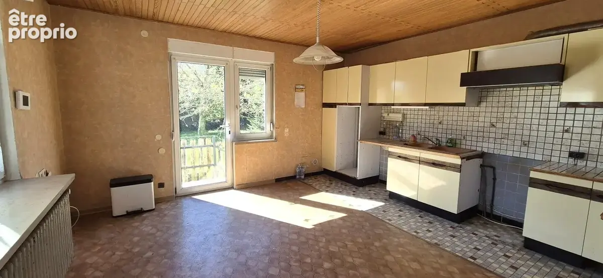 Maison 4 pièces 164 m², jardin, garage, cave - photo 4
