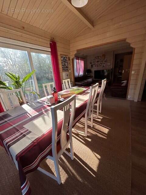 Maison à GRAYAN-ET-L&#039;HOPITAL