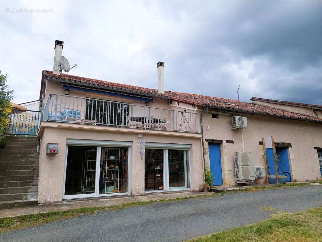 Maison à RIBERAC