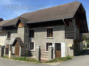 Maison à YENNE