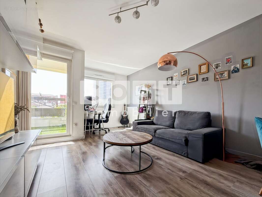 Appartement à ASNIERES-SUR-SEINE