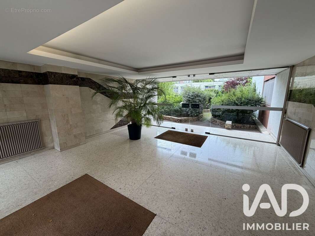 Photo 2 - Appartement à VITRY-SUR-SEINE