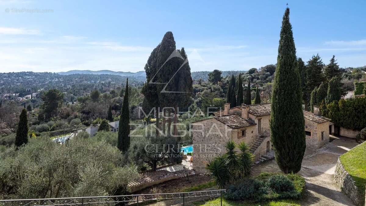 Maison à SPERACEDES