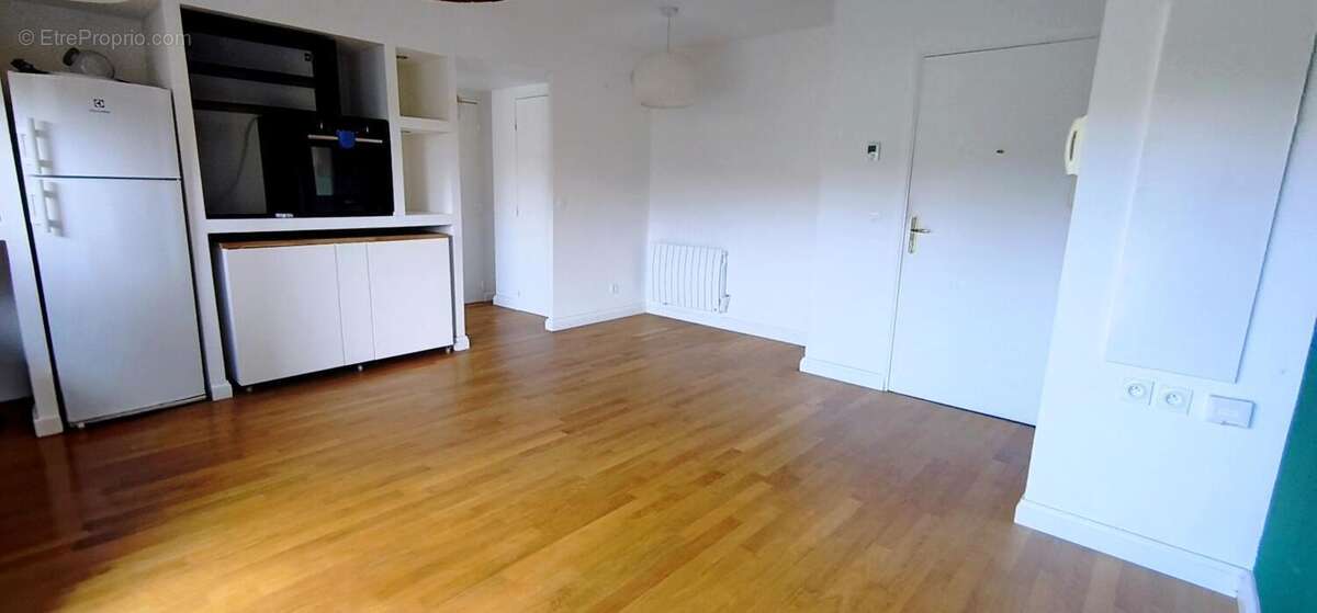 Photo 8 - Appartement à NEUVILLE-SUR-SAONE