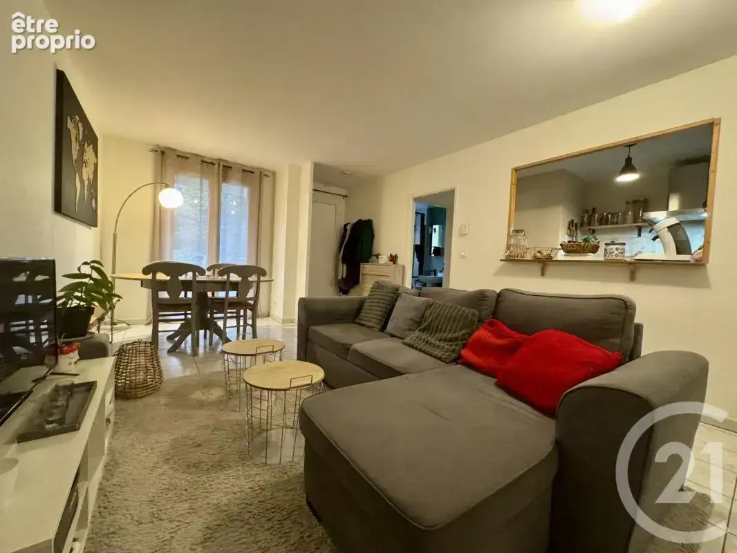 Photo Appartement à Condat-Sur-Vienne au prix de 108 900€
