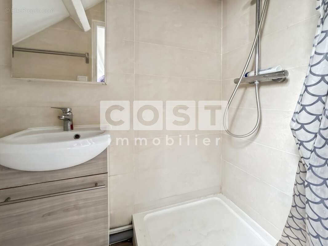 Appartement à ASNIERES-SUR-SEINE