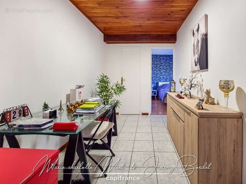 Maison à PONT-DE-VAUX