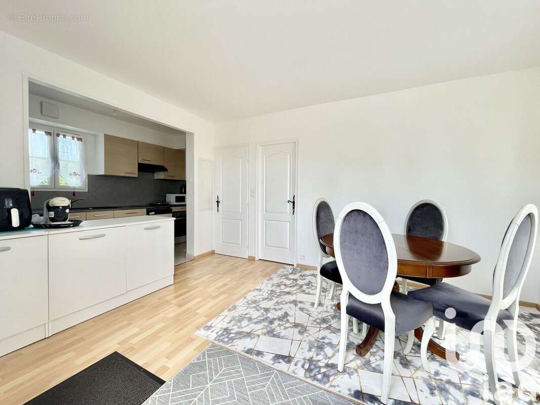 Photo 2 - Appartement à VAUX-SUR-SEINE