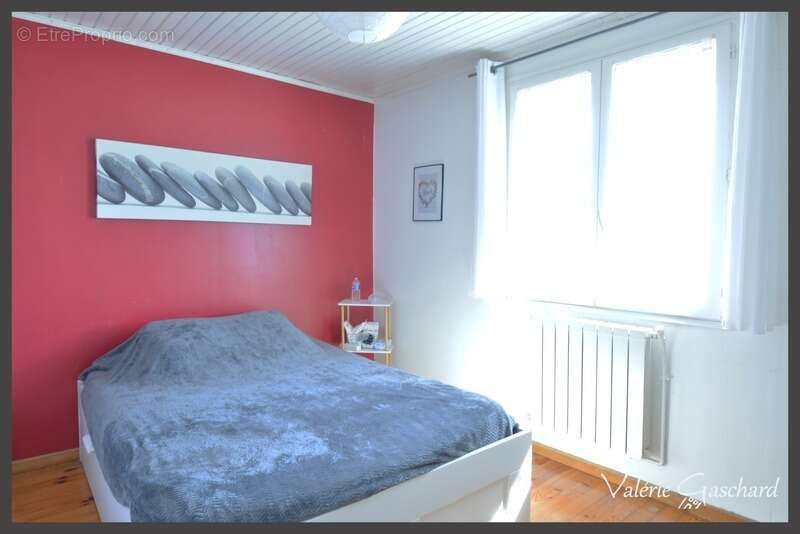 Maison à CAMPS-SUR-L&#039;ISLE