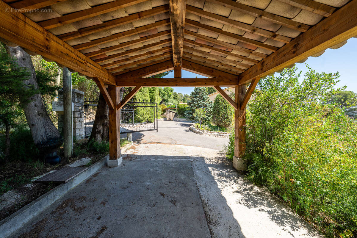 Maison à LA COLLE-SUR-LOUP