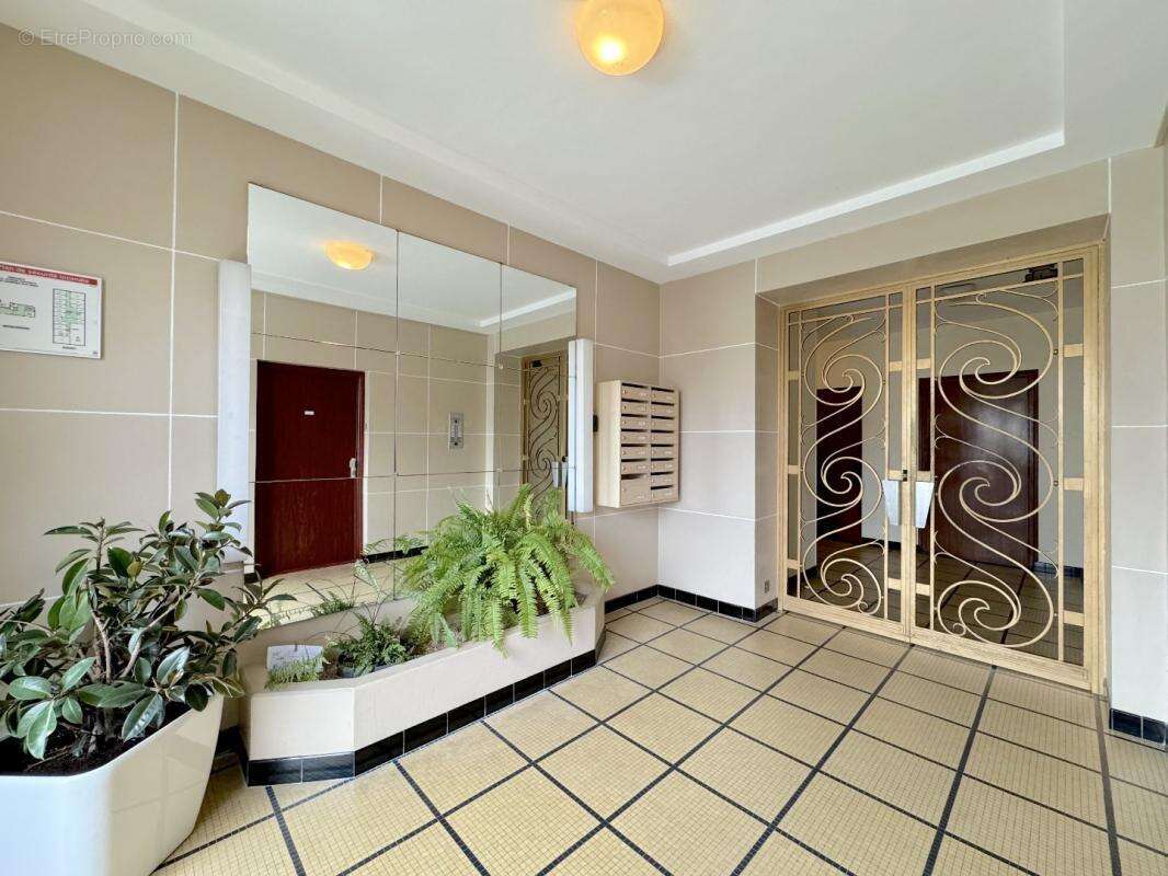 Appartement à ASNIERES-SUR-SEINE