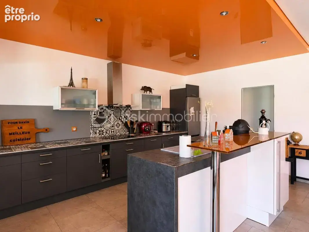 Maison contemporaine de plain-pied – 209 m² – 6 chambres – Plancher chauffant rafraîchissant – DPE A - photo 11
