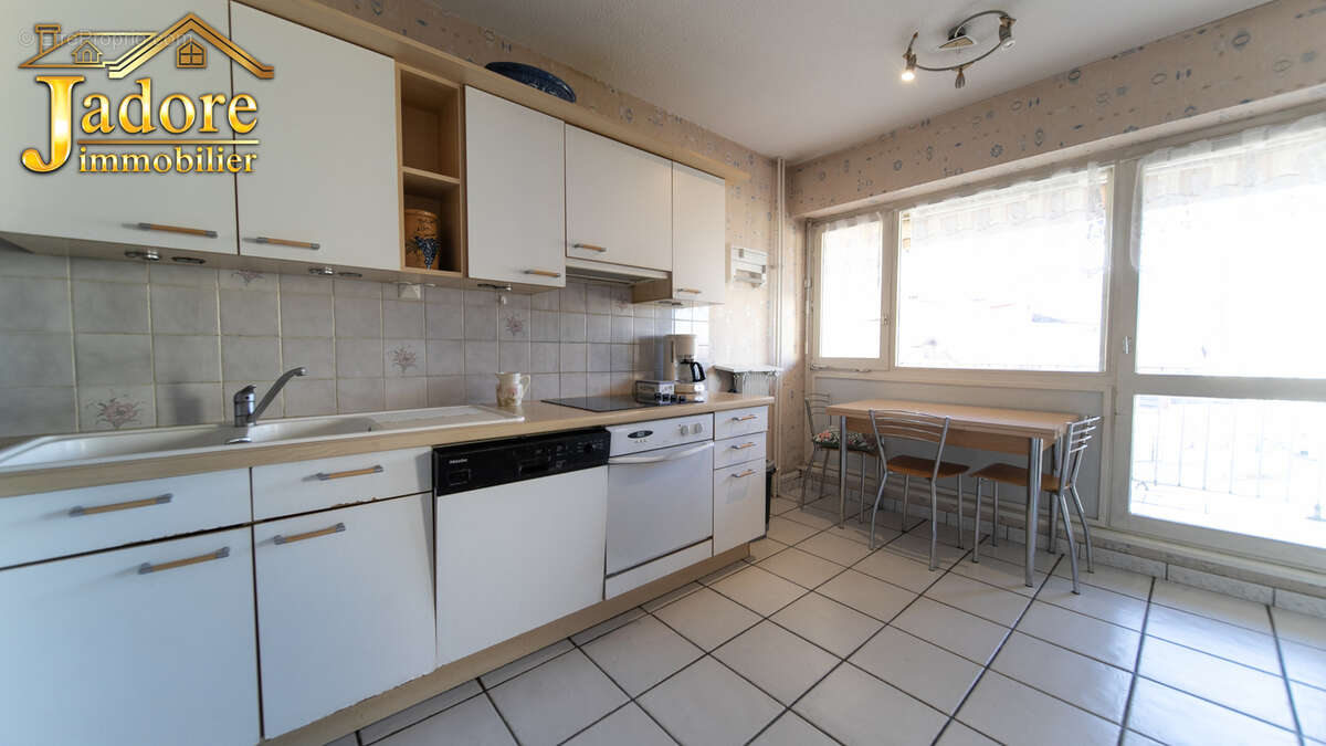 *** TROP TARD *** A SAISIR ! Appartement résidence sécurisée + ascenceur + balcon - photo 15