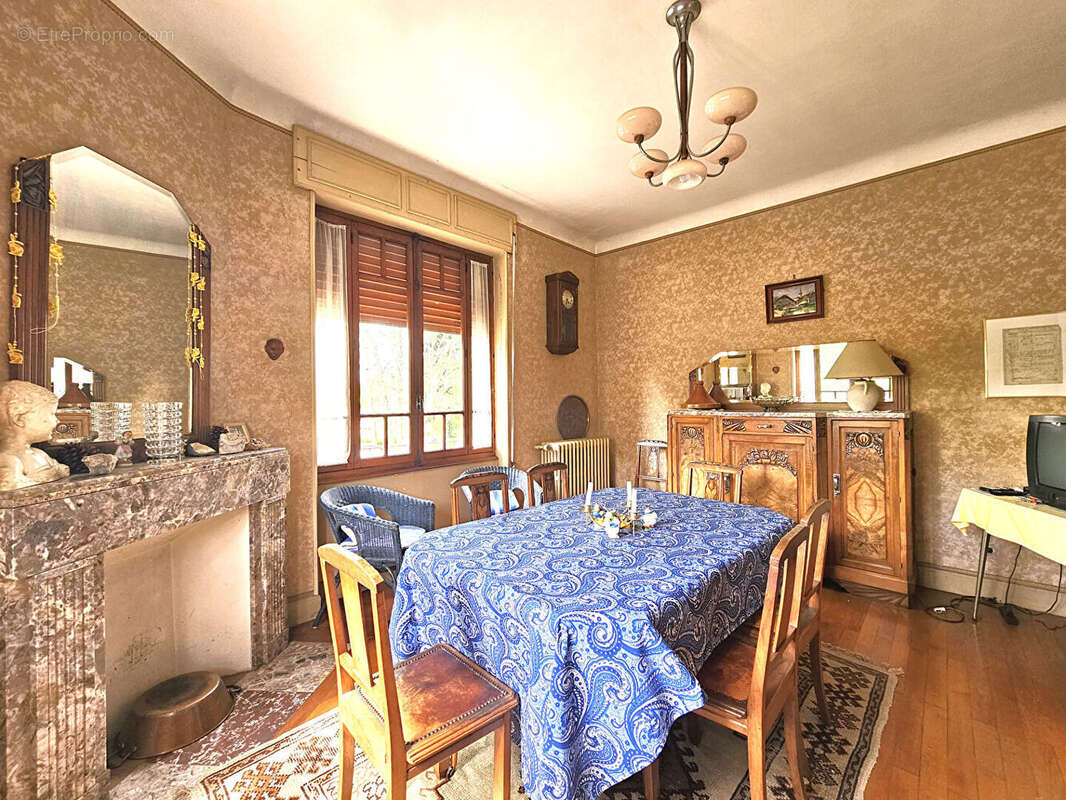 Maison à CHAMPAGNEUX