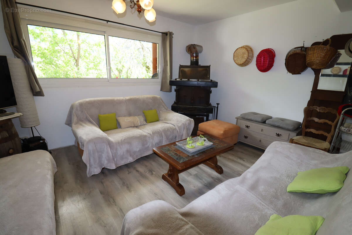 Appartement à VILLARS-COLMARS