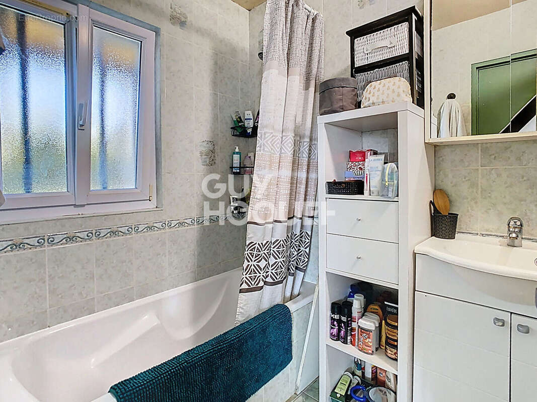 Maison à BONNEUIL-EN-VALOIS