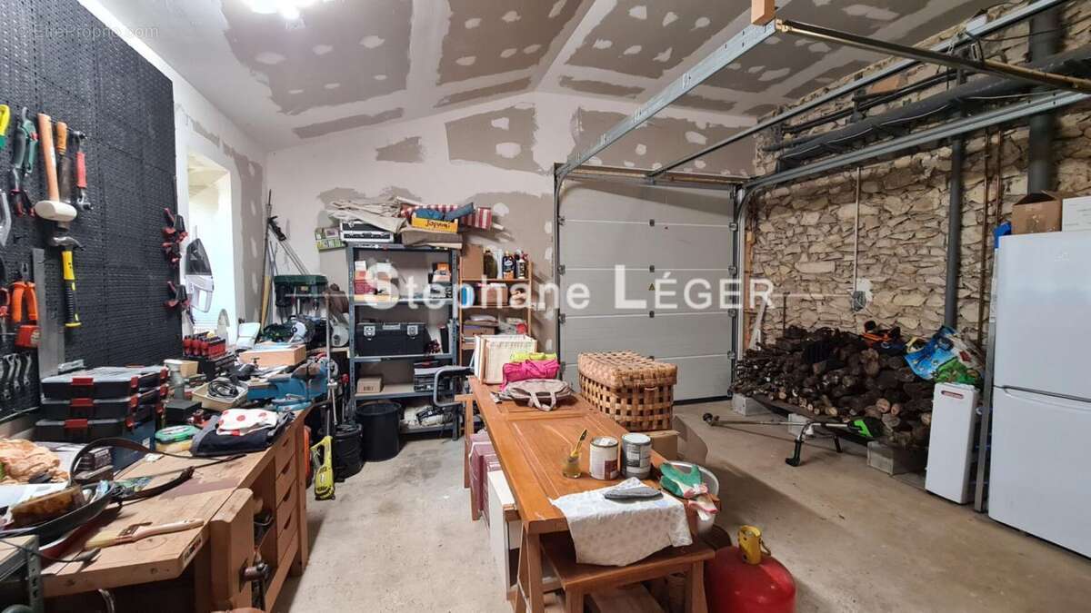 Maison à MONTELIMAR