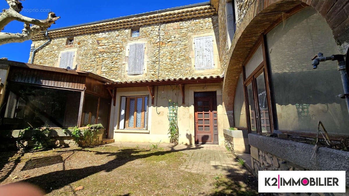 Maison à CLEON-D&#039;ANDRAN