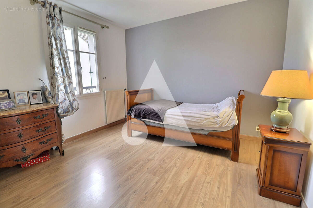 Maison à LE PLESSIS-BOUCHARD