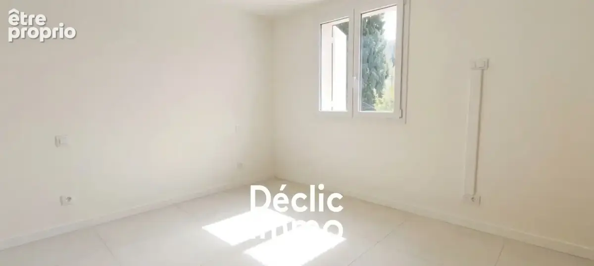 Appartement duplex - 4 pieces- jardin - une places de parking - mouans sartoux - photo 6
