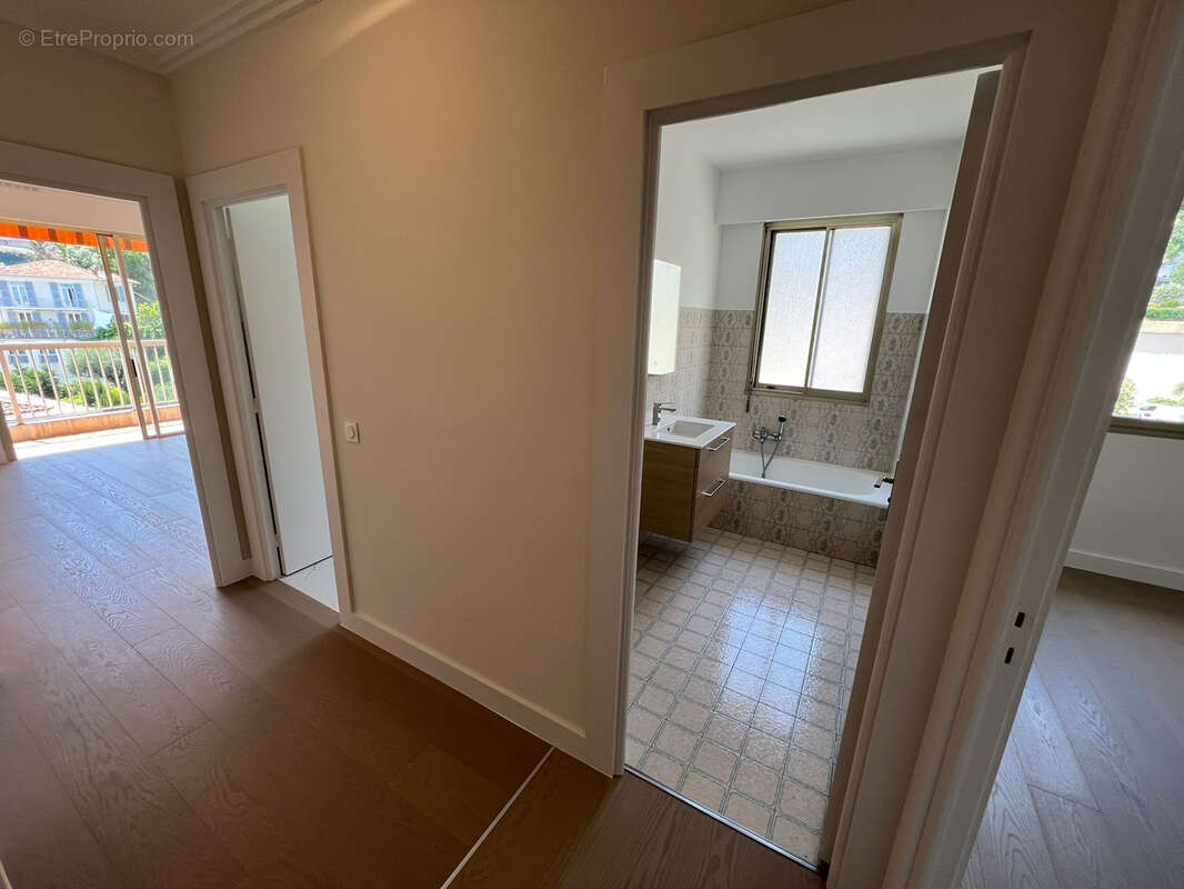 Appartement à BEAULIEU-SUR-MER