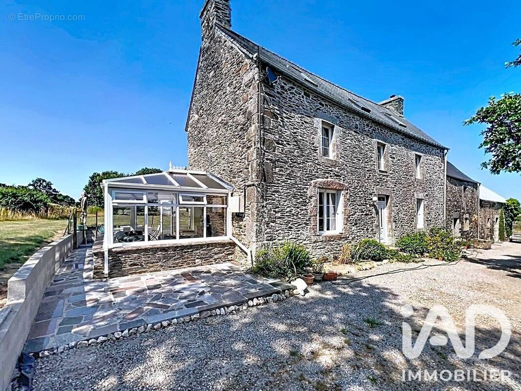 Photo 1 - Maison à SAINT-MAYEUX