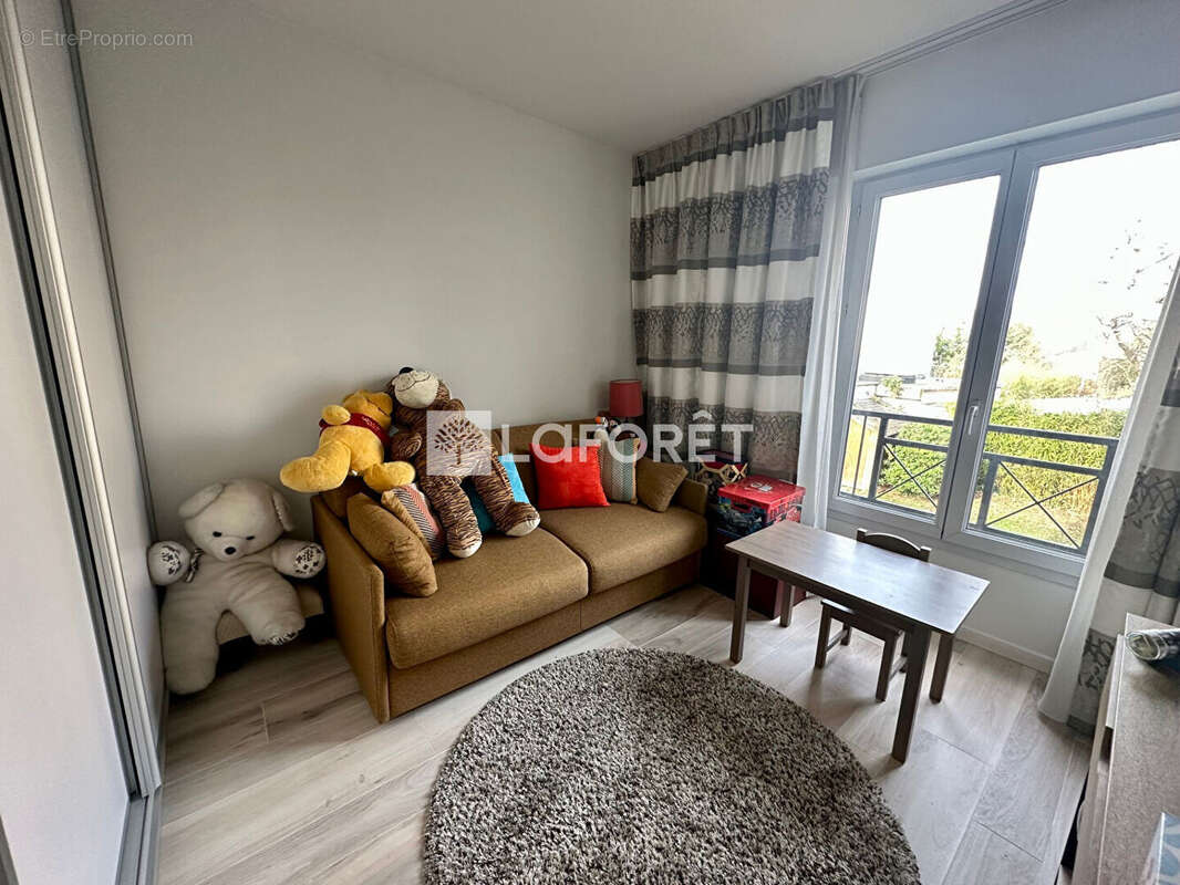 Appartement à LE PERREUX-SUR-MARNE
