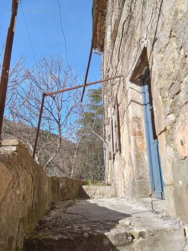 Maison à CROS
