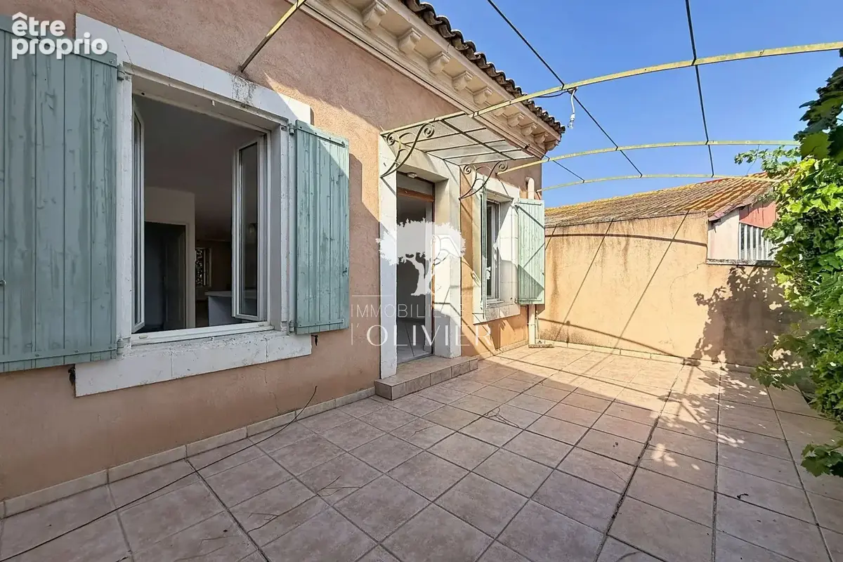 Maison 6 pièces 332 m² à vendre à Apt (84400) - photo 2