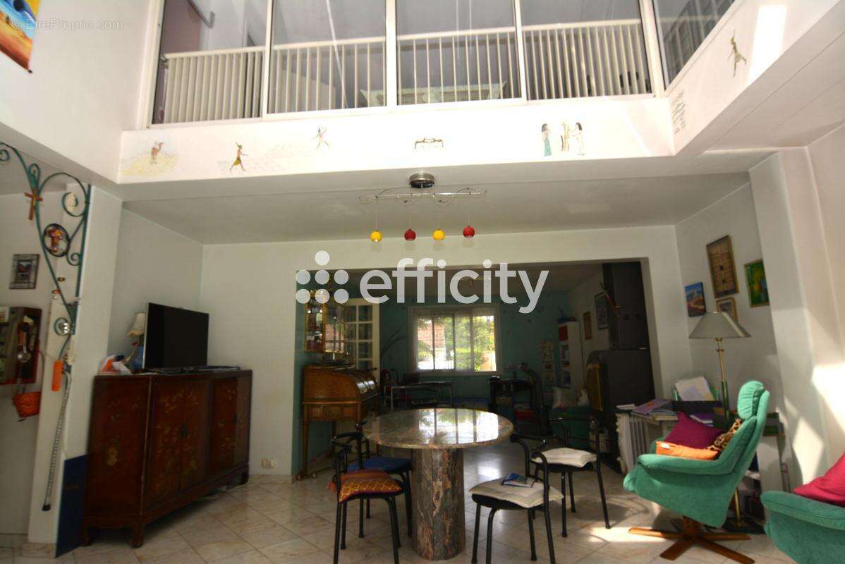 Maison 165 m² à Yerres  - photo 9